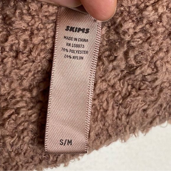 SKIMS cozy knit 2 piece set in rose clay - Picture 8 of 11